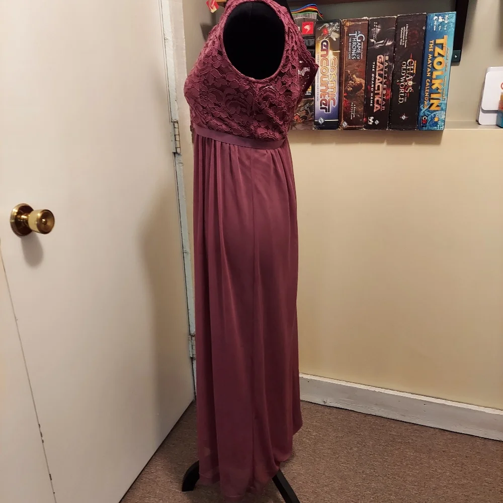 DB studio Jr bridesmaid dress, chianti - Picture 2 of 4